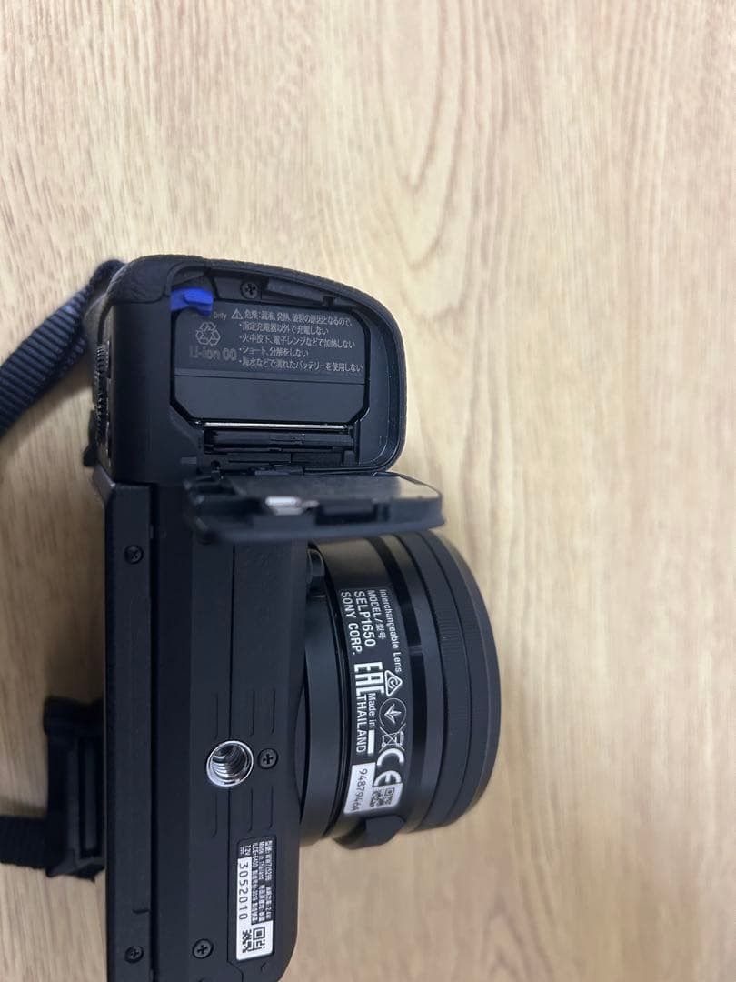 SONY α6400 ミラーレス一眼　箱無し