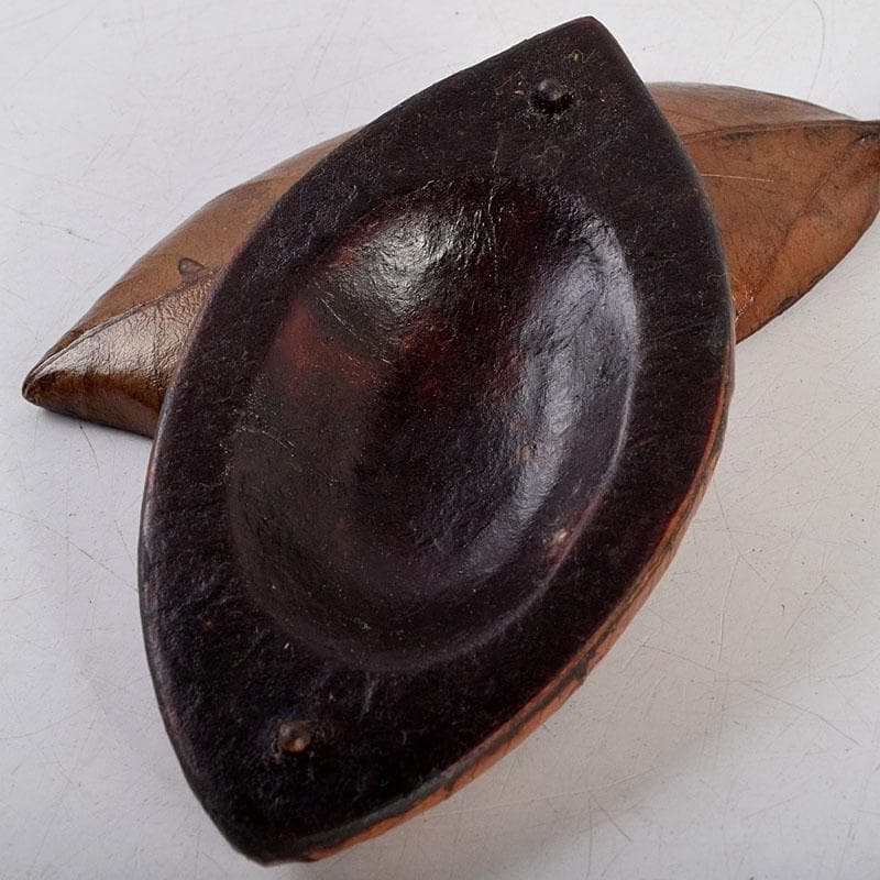 茶道具　塗師　新井宗賀作　乾漆　柿の葉香合　共箱　V　8833