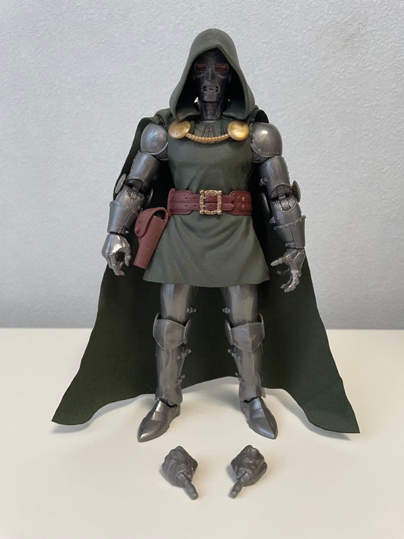 マーベルレジェンド ドクタードゥーム フィギュア