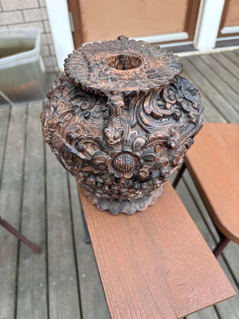 インドネシア？木製 彫刻装飾品壺