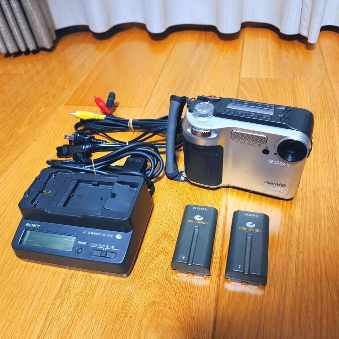 【動作確認済】希少 SONY 高画質 Hi8 ビデオカメラ CCD-SC65