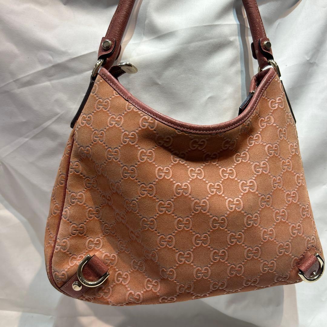 GUCCI ベージュ ロゴパターン ショルダーバッグ
