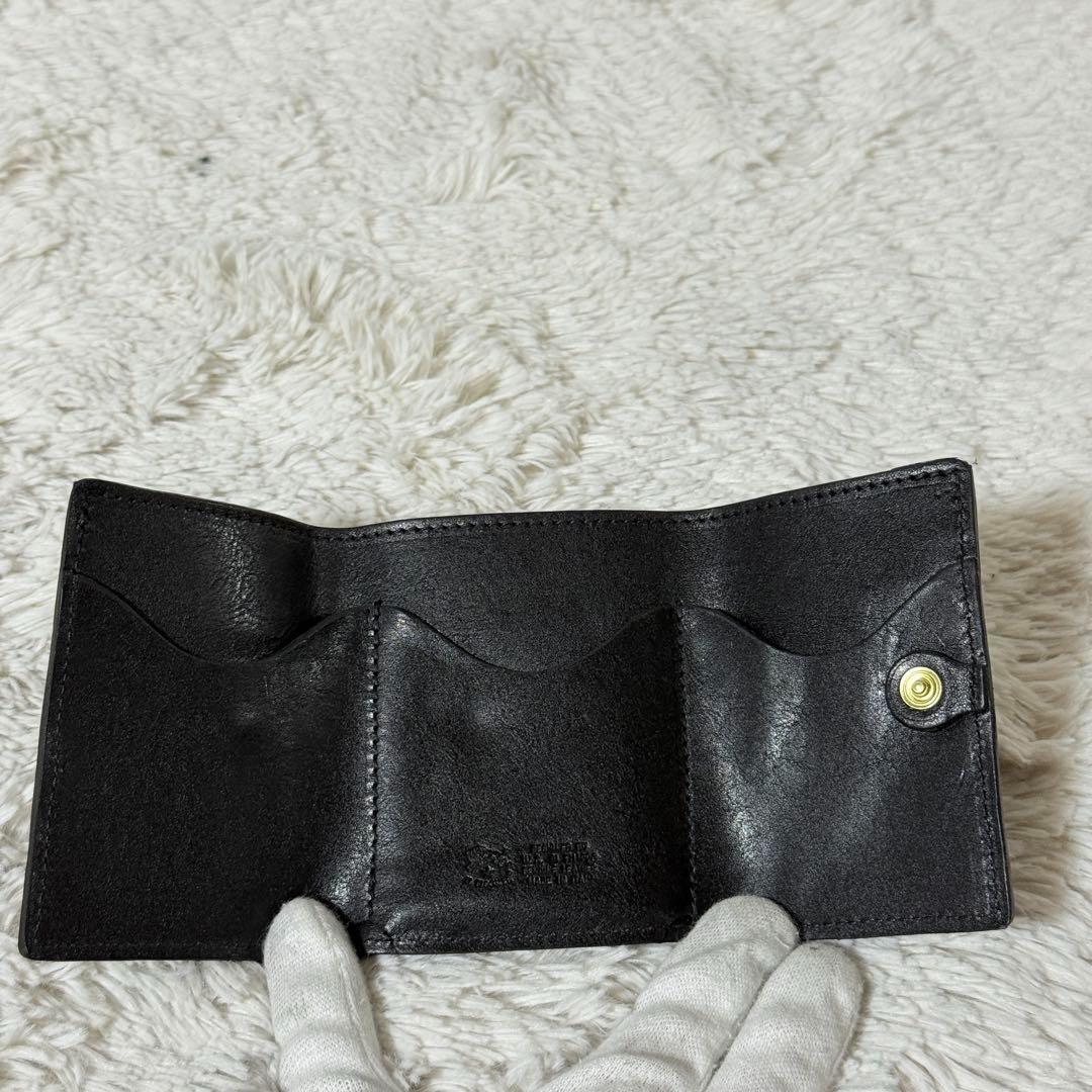未使用✨IL BISONTE イルビゾンテ　トリフォルドウォレット　レザー　黒