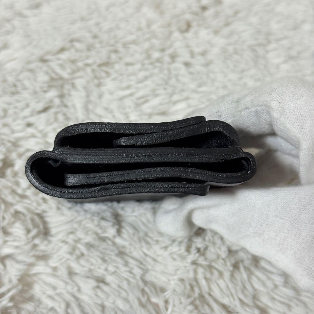 未使用✨IL BISONTE イルビゾンテ　トリフォルドウォレット　レザー　黒