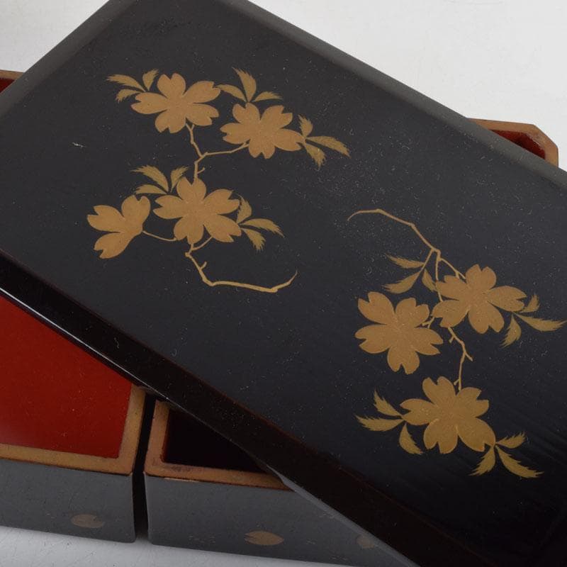 茶道具　黒漆　花草蒔絵　五段重箱　共箱　C　9121
