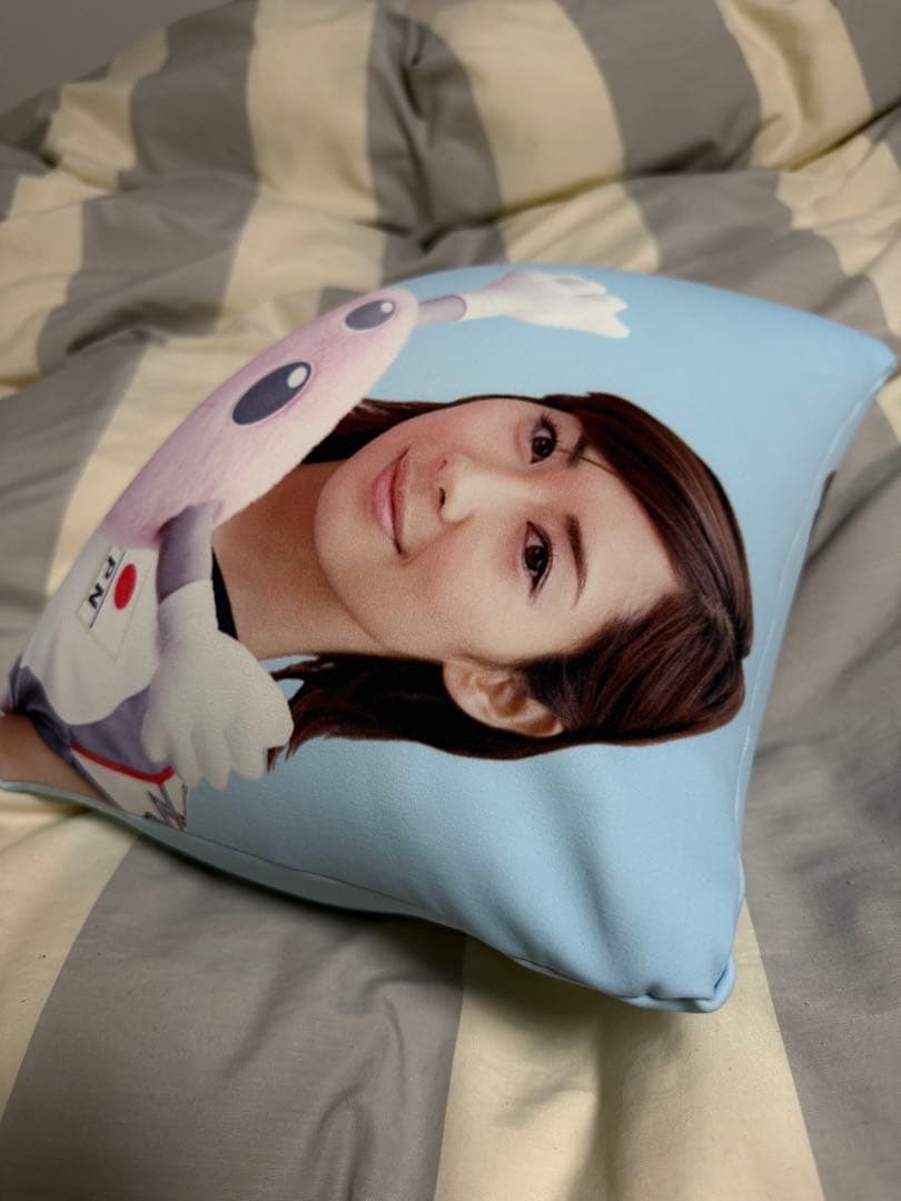 超レア　伊藤美咲さんのクッション