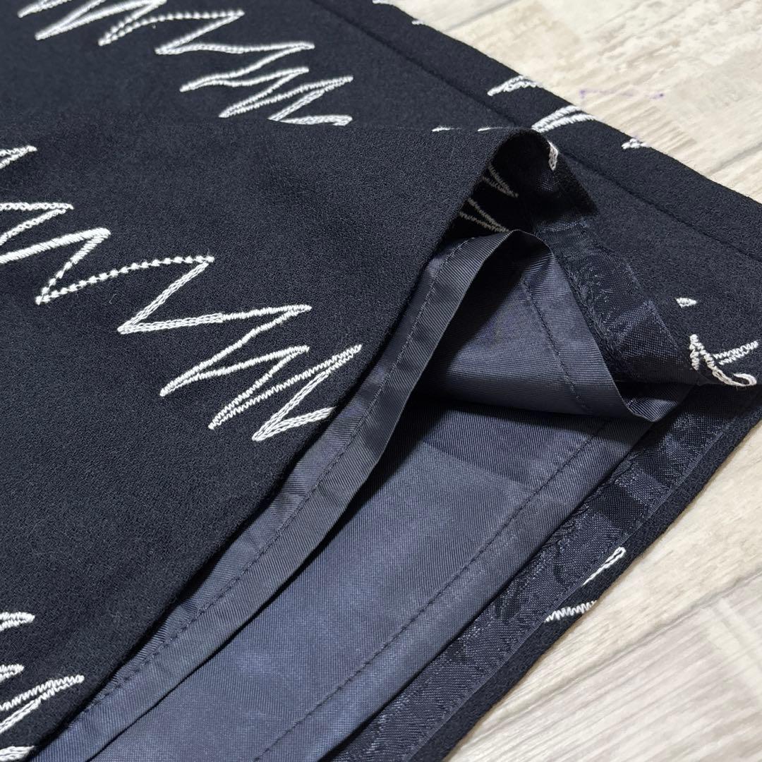 サリースコット　刺繍スカート　新品タグ付き　極美品　大きめサイズ