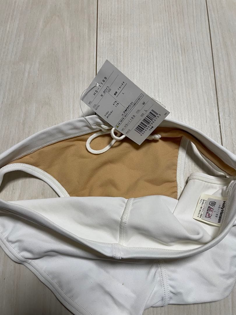 値下げ！Helly Hansen 競パン Lサイズ 白 ヘリーハンセン