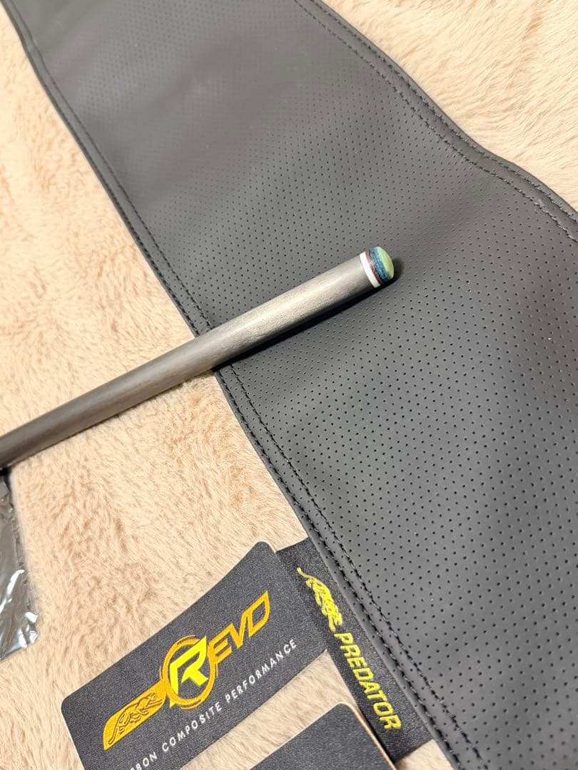 Predator Revo ビリヤードキュー セット 12.4ラジアル