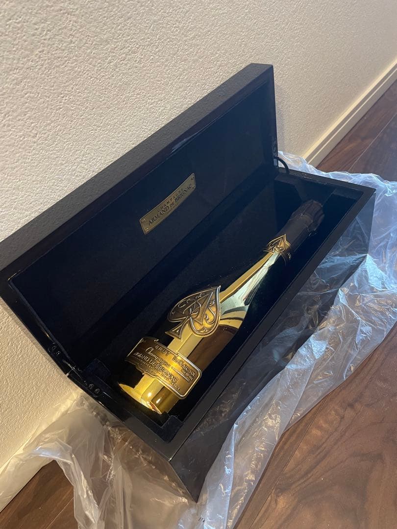 アルマンド ブリニャック ブリュット ゴールド