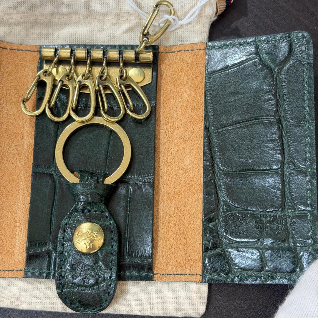 【新品未使用】イルビゾンテ キーケース ダークグリーン クロコ柄