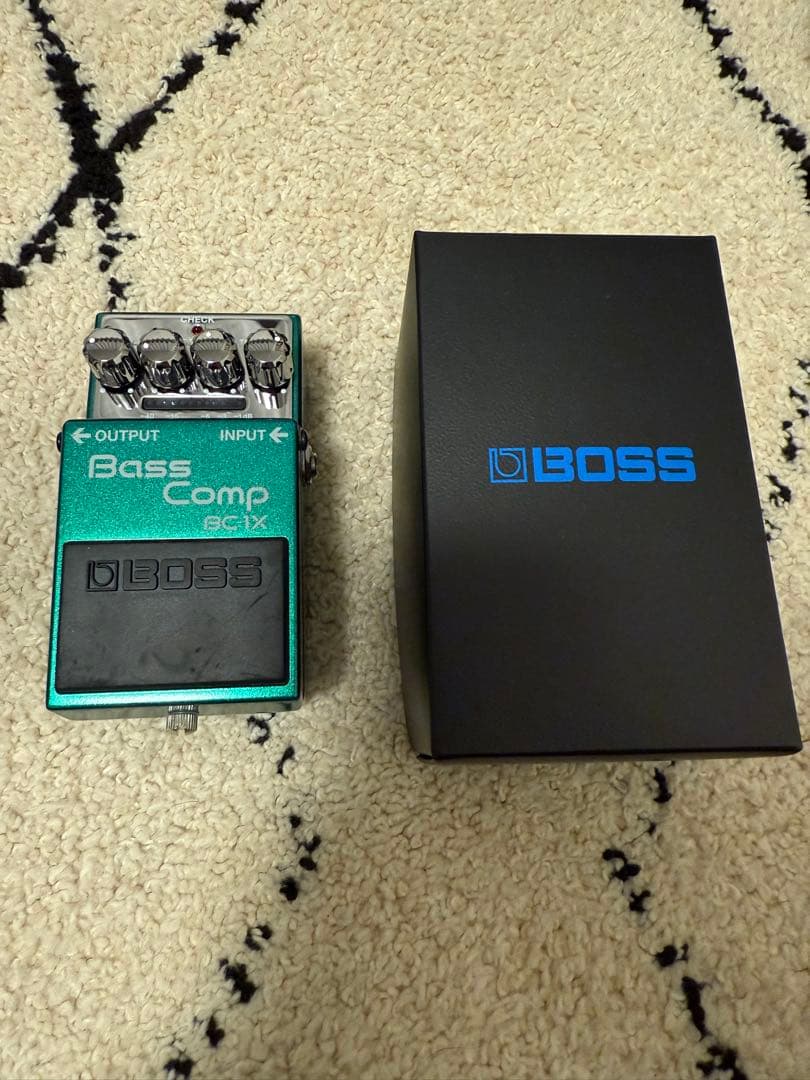 BOSS Bass Comp BC-1X ベースエフェクター