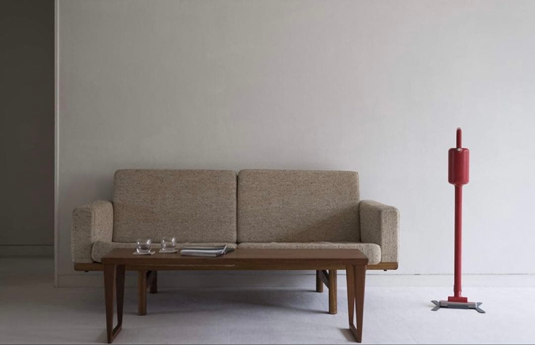 安心の保証付±0 プラスマイナスゼロ コードレスクリーナー レッド