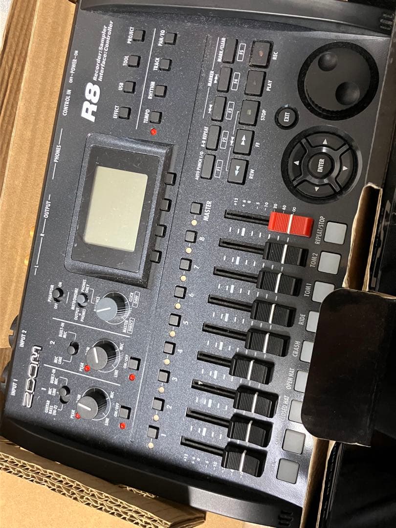 ZOOM R8 マルチトラックレコーダー MTR