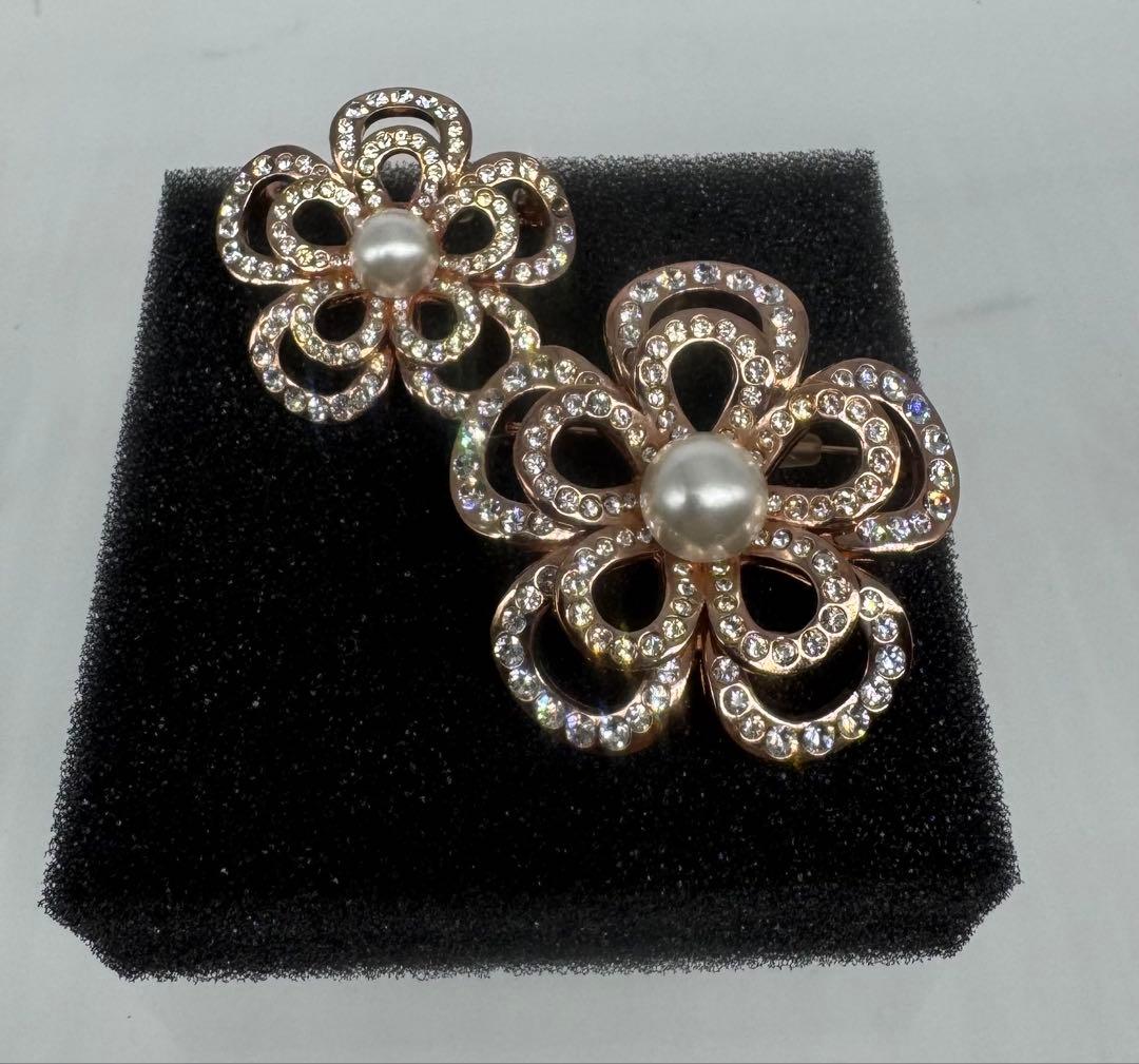 【René ルネ】定価37,400円花モチーフブローチ 2個セット