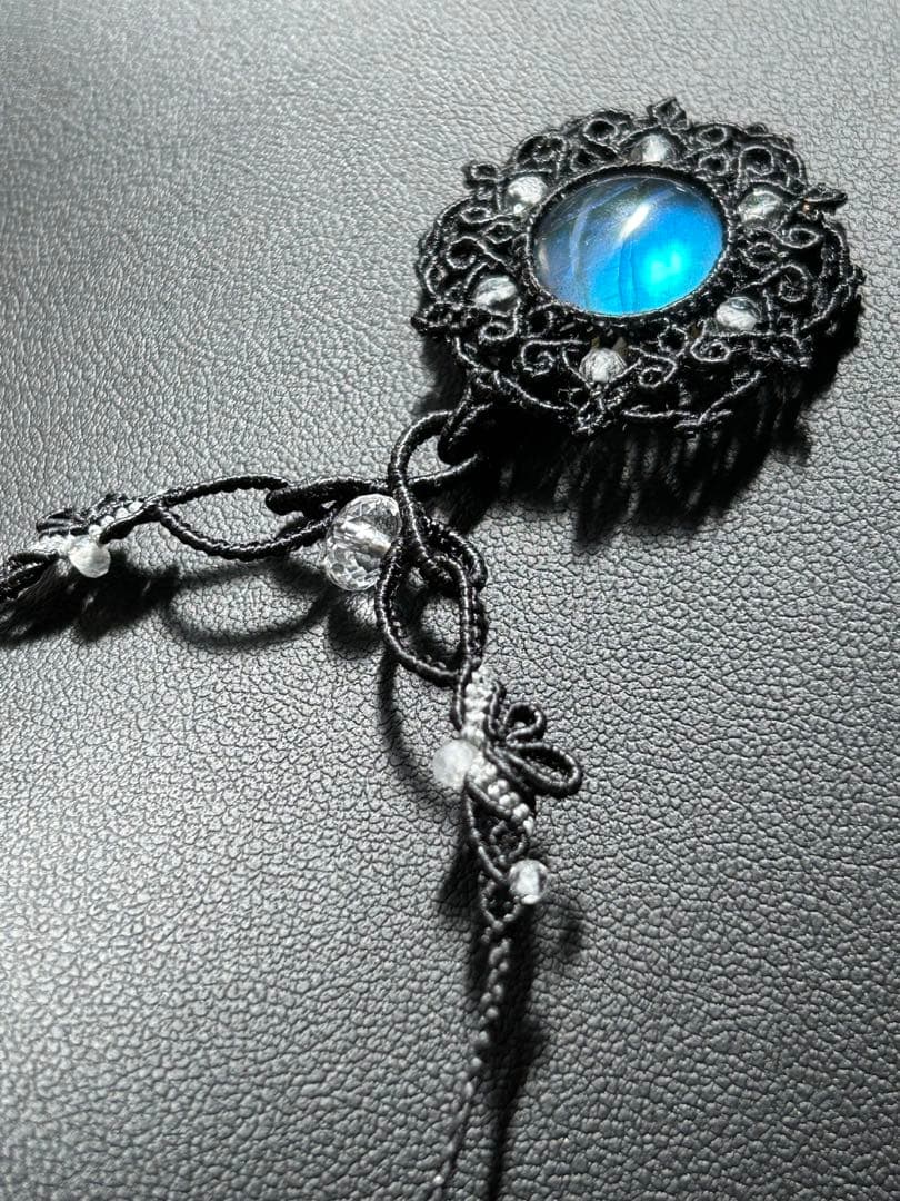 ルビーと水晶のマクラメネックレス/ラブラドライトと水晶のマクラメネックレス