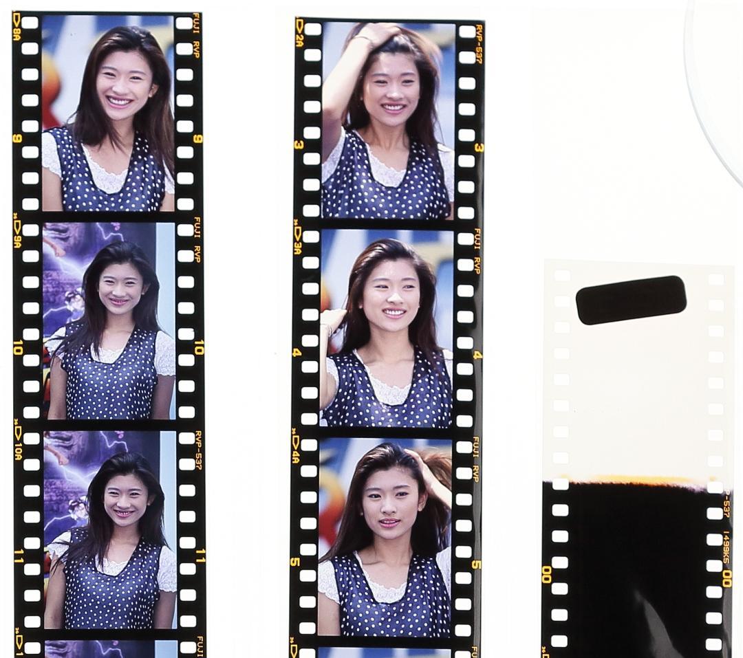 31年前の篠原涼子のポジフィルム　「恋しさと せつなさと 心強さと」発売イベント