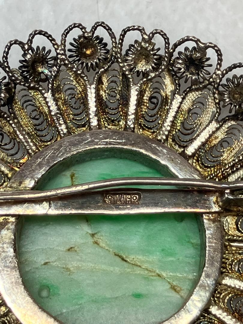 翡翠 ブローチ アンティーク