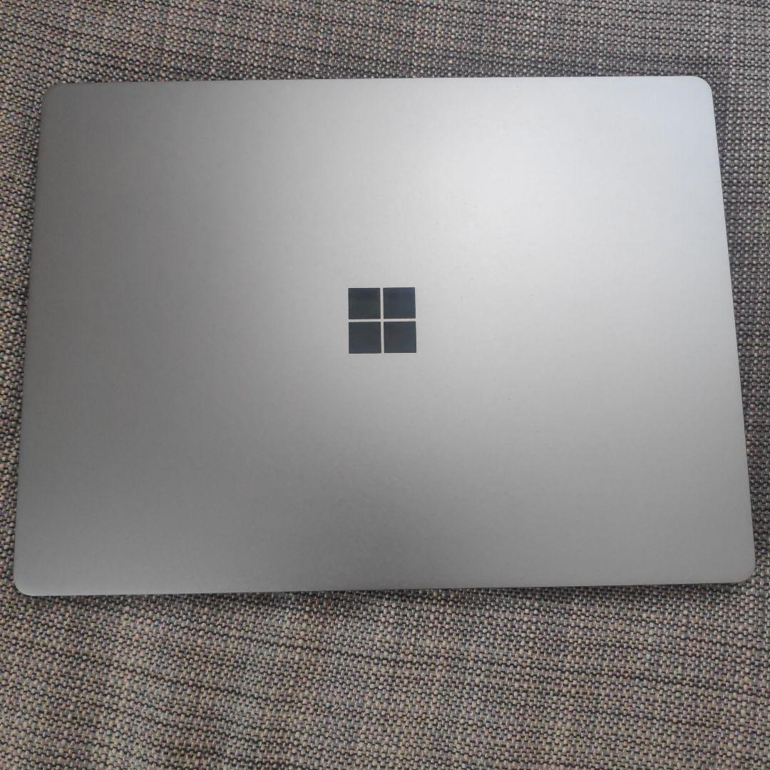 美品 Surface Laptop Go3 i5/8GB/256GB
