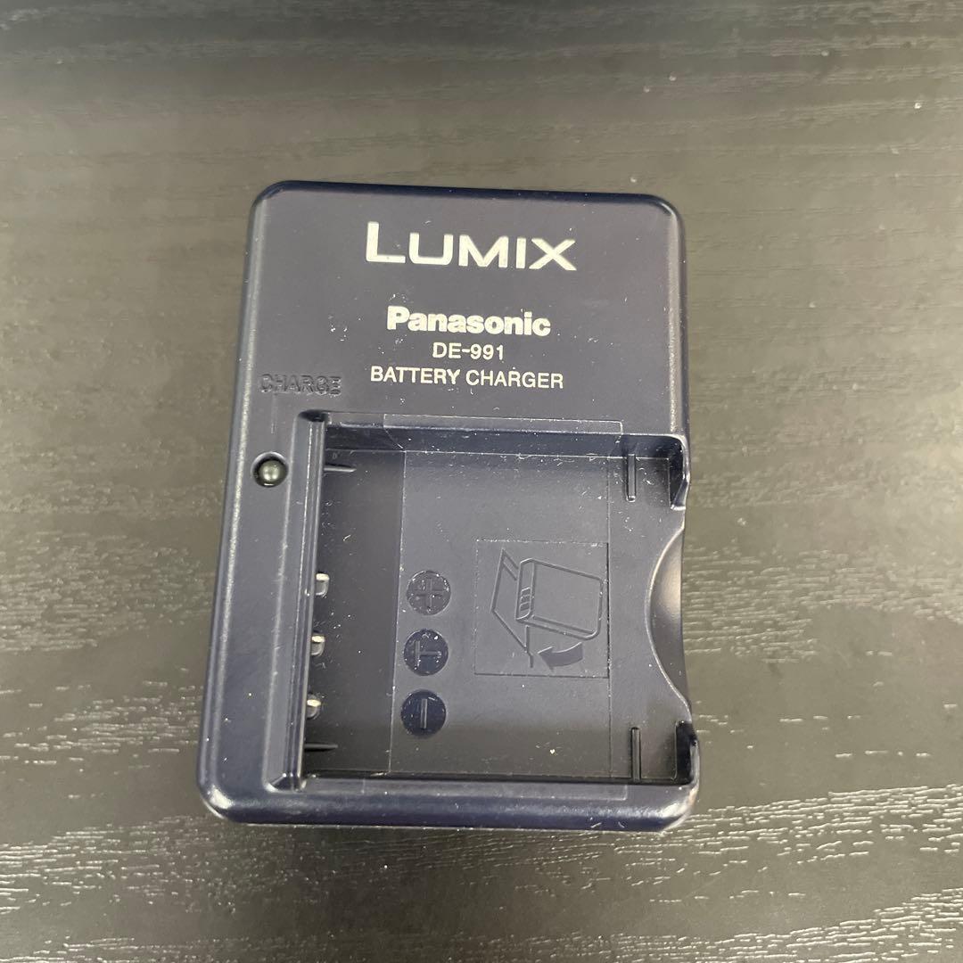 Panasonic LUMIX FX7 コンパクトデジタルカメラ