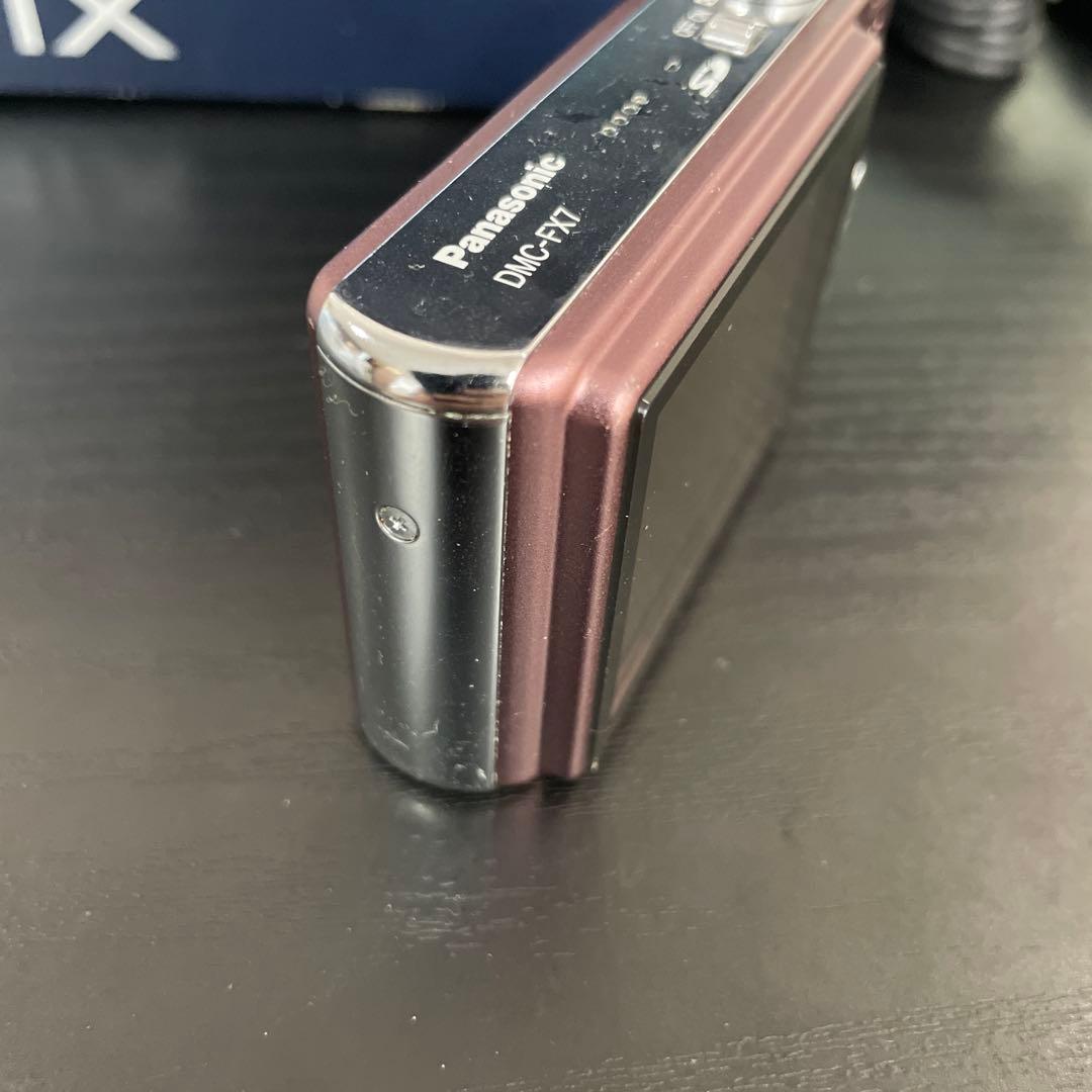 Panasonic LUMIX FX7 コンパクトデジタルカメラ
