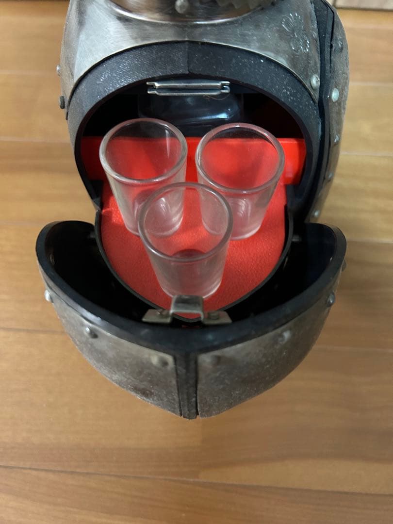 騎士の鎧 金属製 ニッカウイスキー 置物