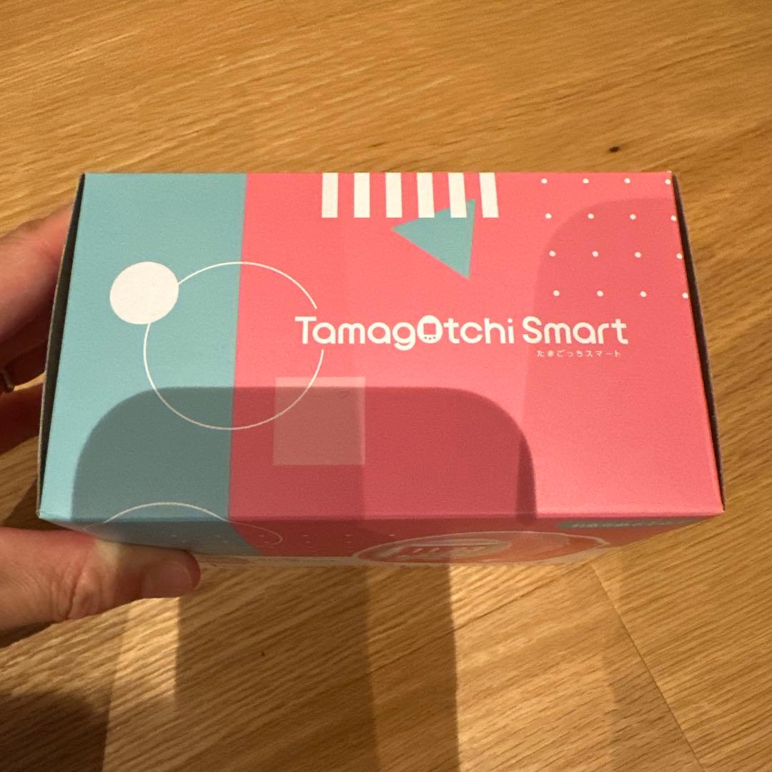 たまごっちスマート コーラルピンク