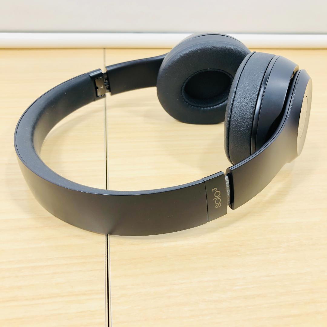 [美品] Beats Solo3 ワイヤレスヘッドホン ブラック 10-85
