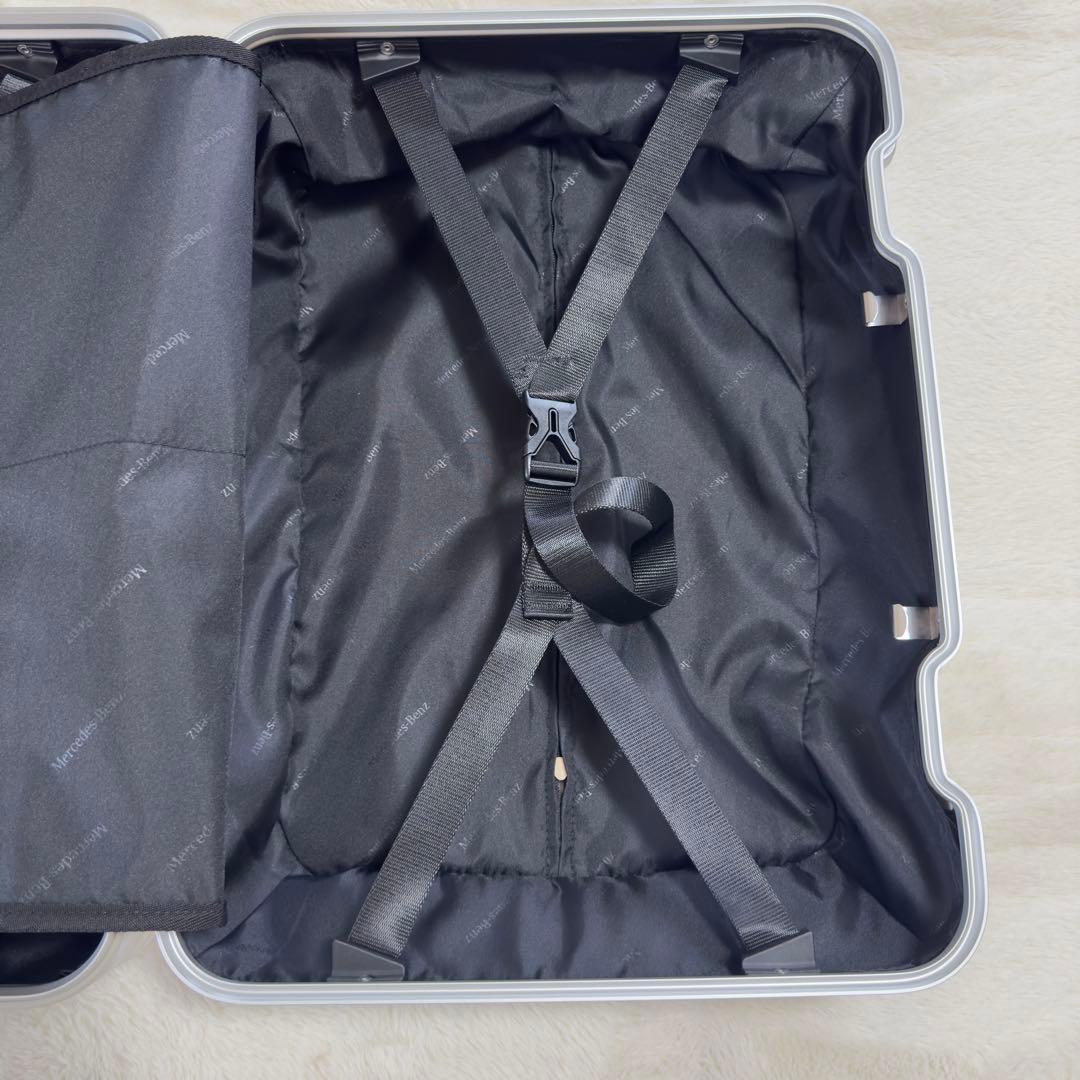 新品未使用メルセデスベンツ　アルミボディーキャリーケース4輪TASロック保存袋