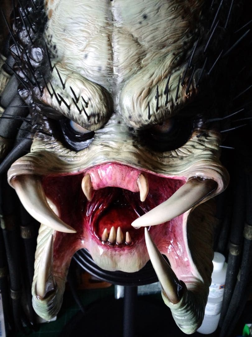 プレデター ライフサイズ ヘッドディスプレイ 1/1