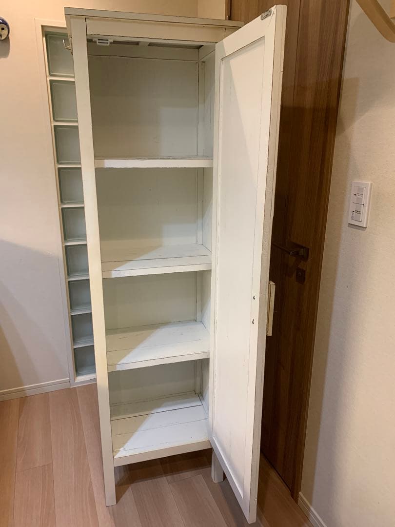 ジャーナルスタンダードファニチャー　木製ホワイトキャビネット