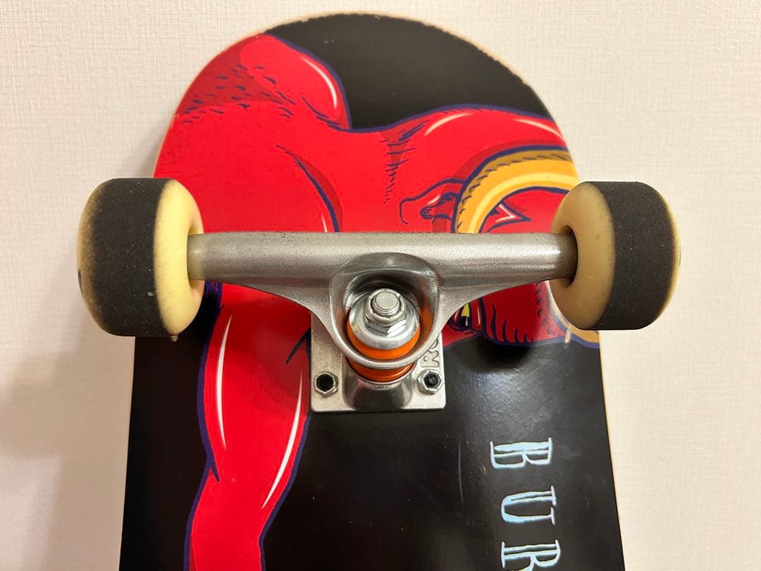 Toy machine Bury the Hatchet スケートボード