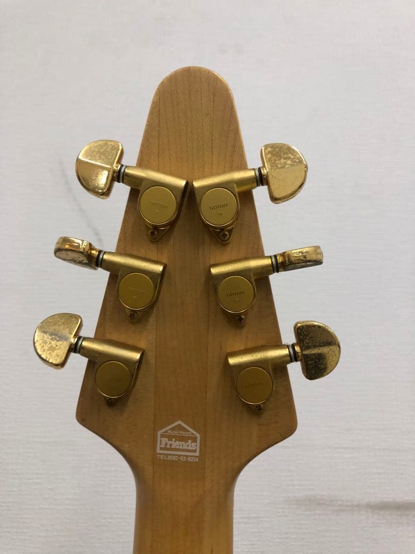 FERNANDES V型エレキギター ナチュラル