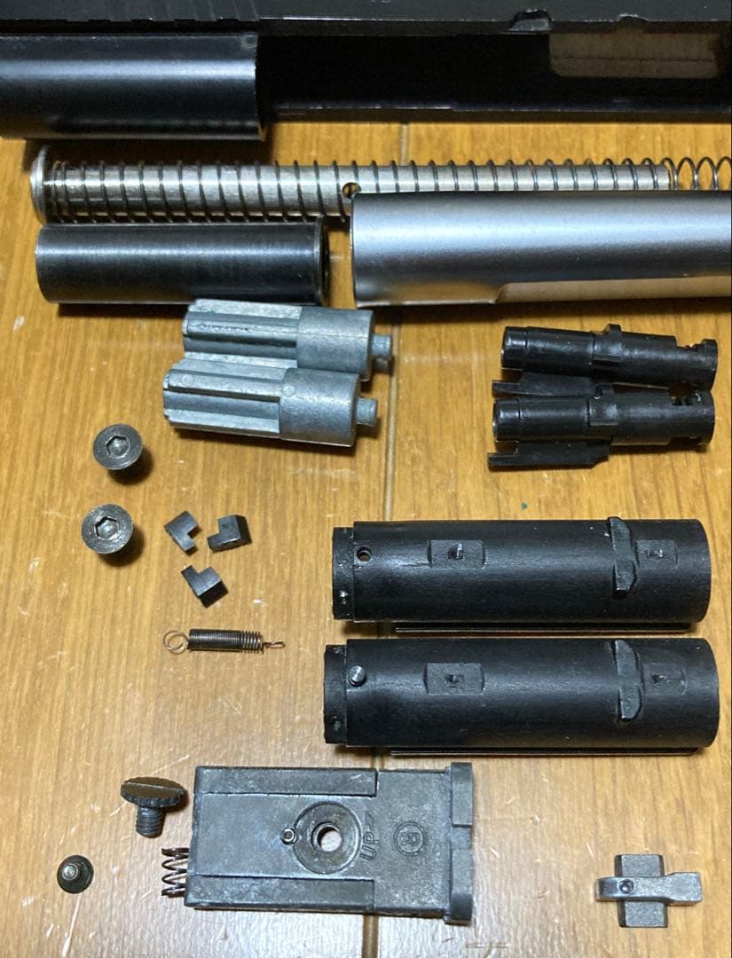 KSC STIエッジ　初期型リアルメカバージョン　スライド廻り希少パーツセット