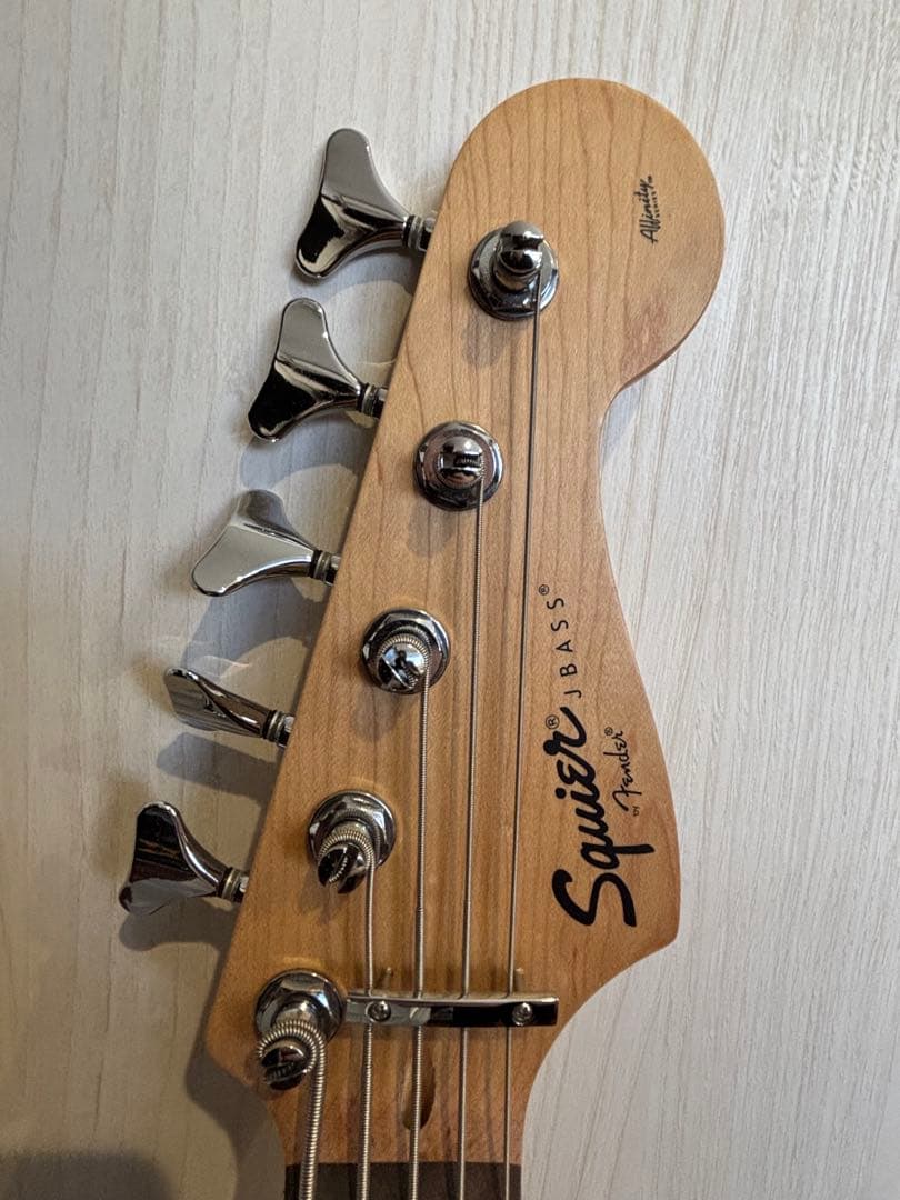 Squier Jazz Bass サンバースト 5弦
