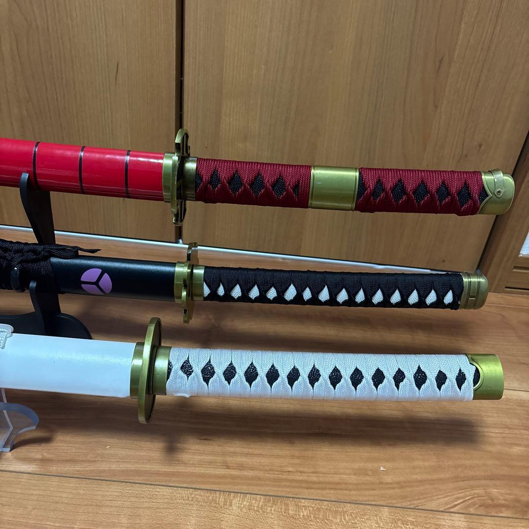 ワンピース　三代鬼徹　黒刀秋水　和道一文字　金属製　模造刀