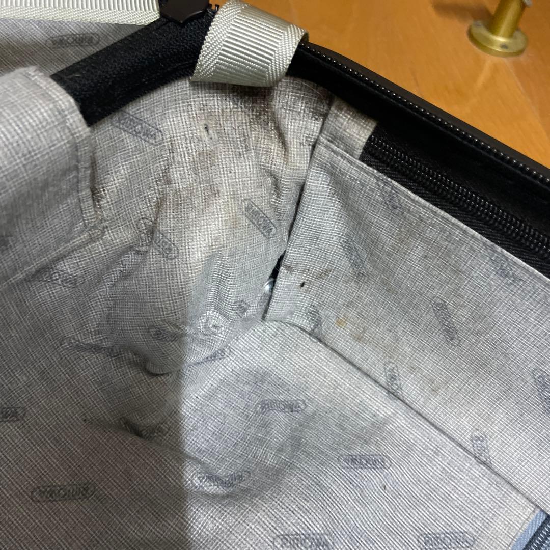 RIMOWAブラックハlキャリーケース 中型