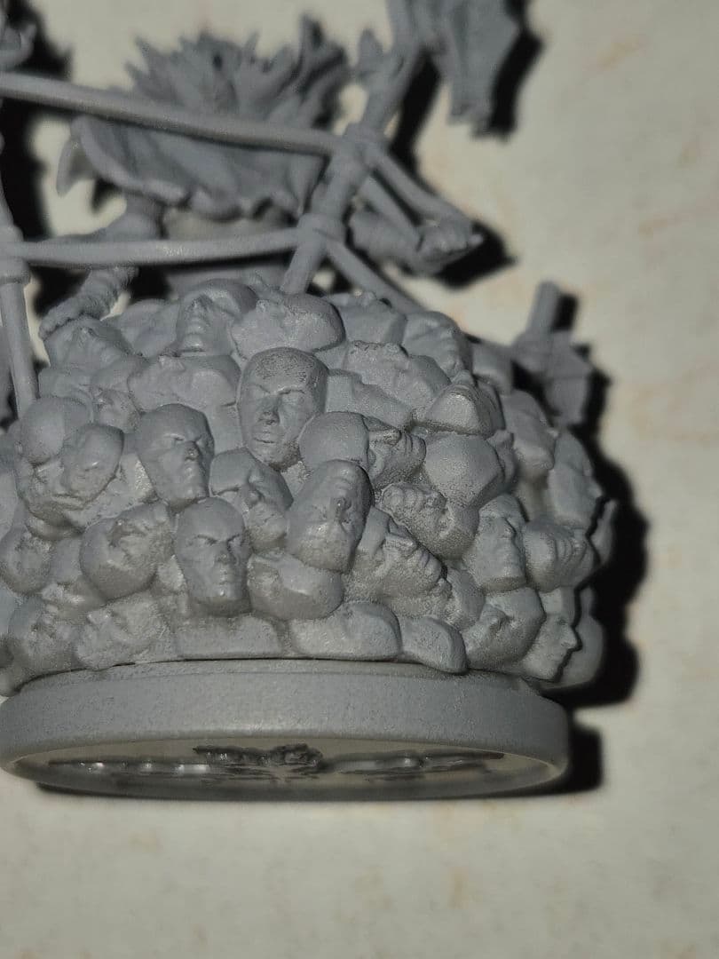 【大型ジオラマモデル！】キングダムデス　大型モデル　死の女王 【正規品】