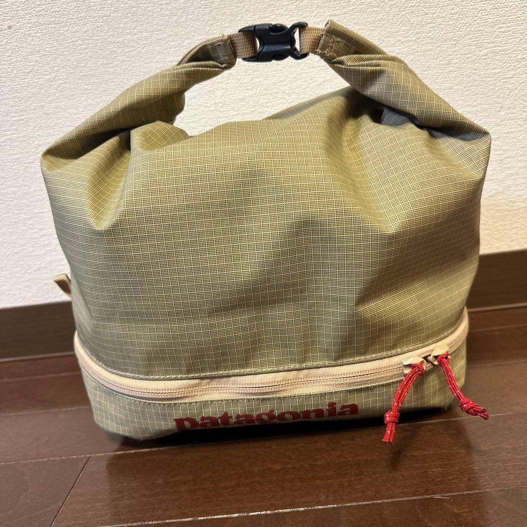 パタゴニアpatagoniaブラックホール・MLC・キューブ 12Lバッグ