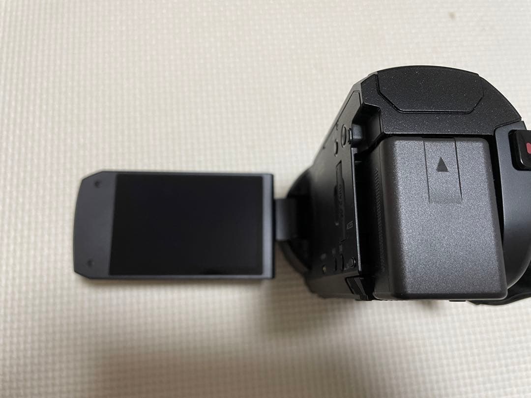 パナソニック ビデオカメラ HC-V900