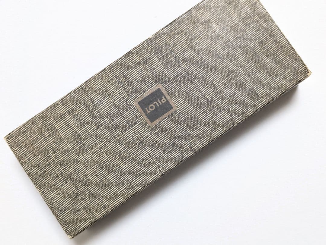 Pilot　Elite　全格子柄　廃盤　万年筆　蝕刻　パイロット　18k-750