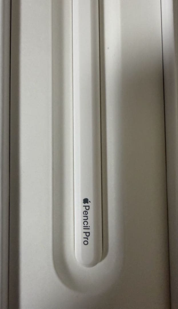 Apple Pencil Pro 箱入り ホワイト