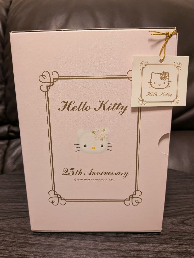 シリアル#120/2000 ハローキティ25周年モヘアドール 2000体