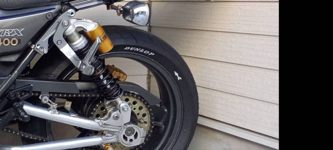 ●値下げいたしました●ZRX400 細巻きリアショックとレイダウンキットのセット