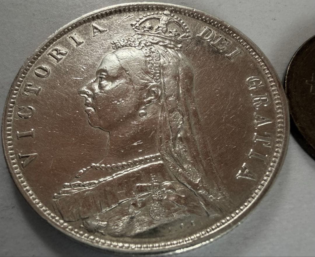 ア*ー様 1887年英国ジュベリーヘッドヴィクトリア女王 ハーフクラウン銀貨ハイ
