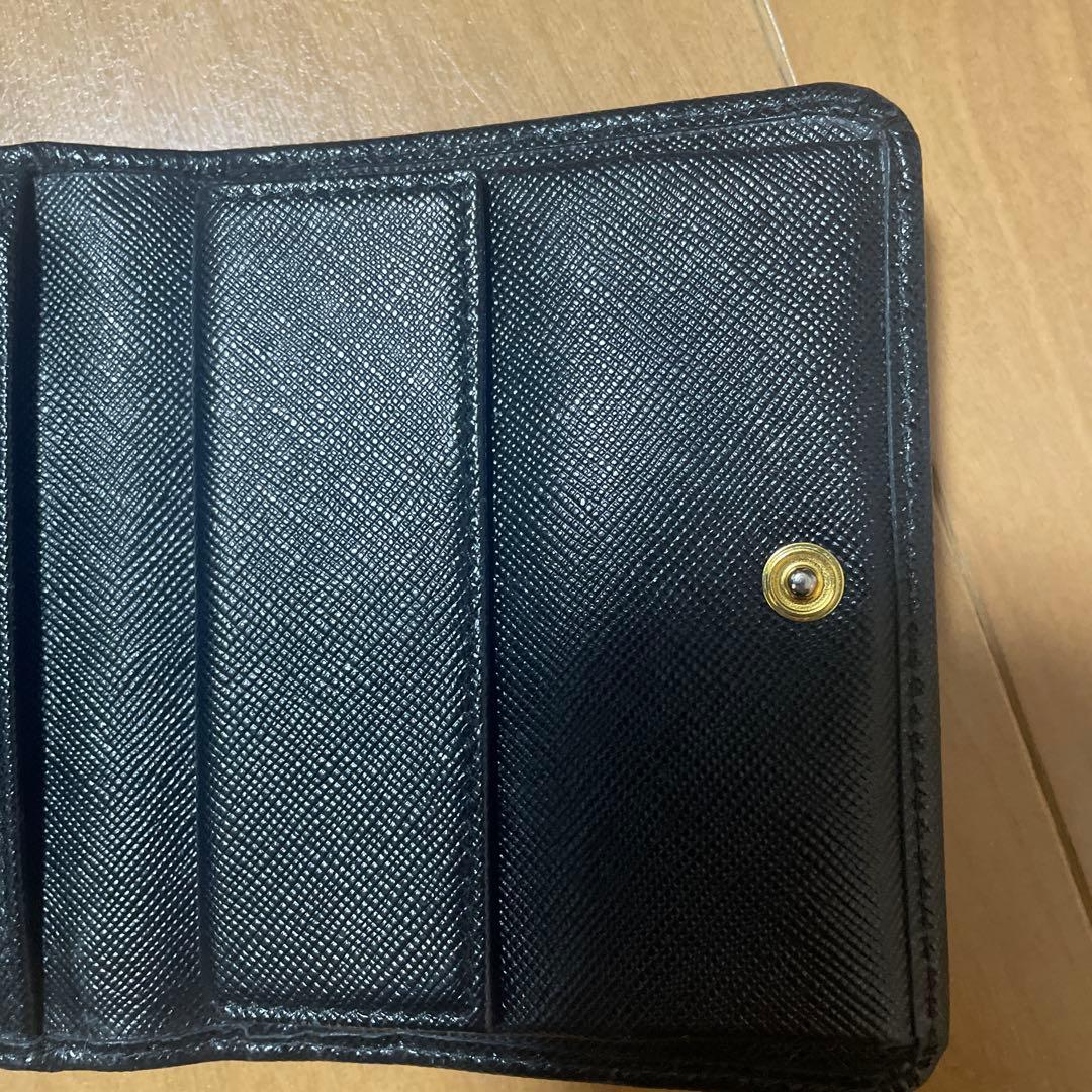 中*す様 PRADA 財布