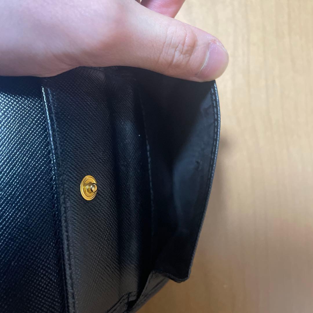 中*す様 PRADA 財布