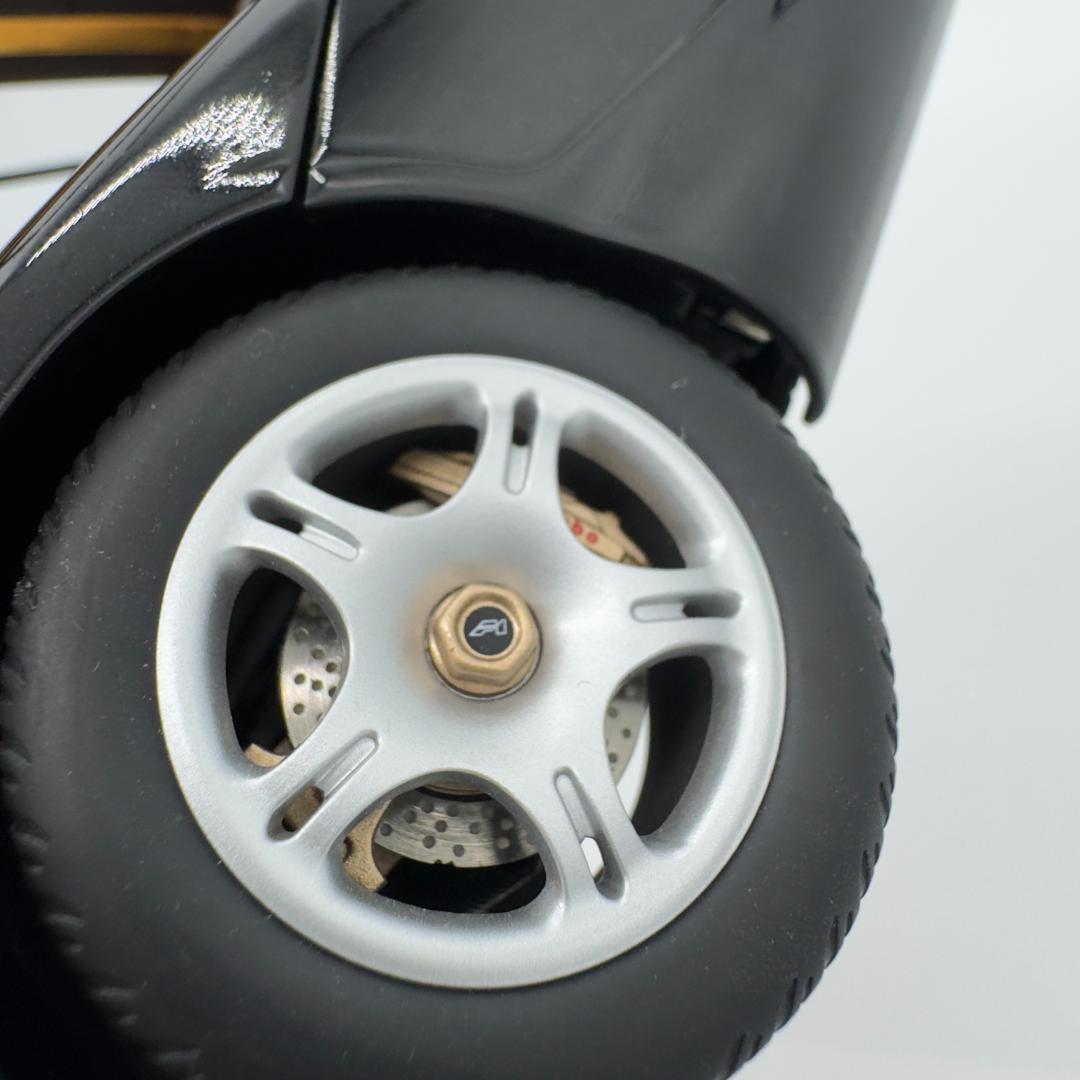 マクラーレン F1 1/18 ブラック　希少　レア　AUTO art