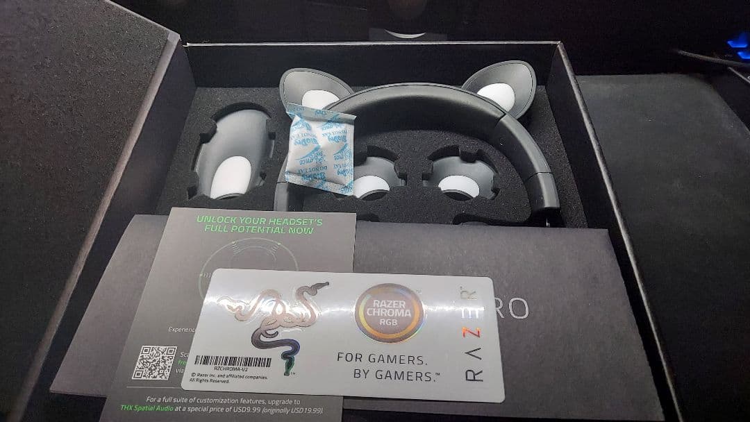 ヘッドホン Razer Kraken Kitty V2 Pro