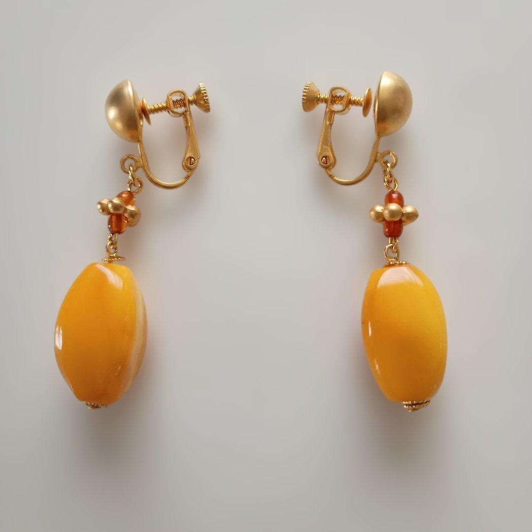 琥珀ジュエリーセット　(ネックレス、ブレスレット、ブローチ、イヤリング)